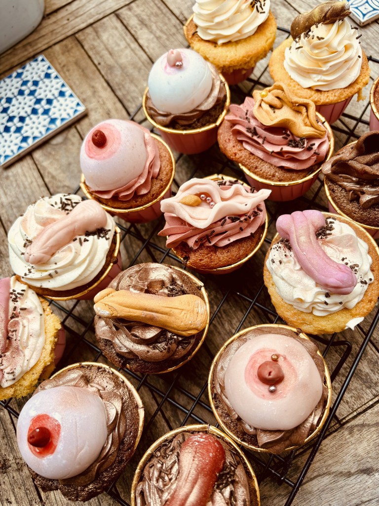 adult erotic cupcakes in Brighton
